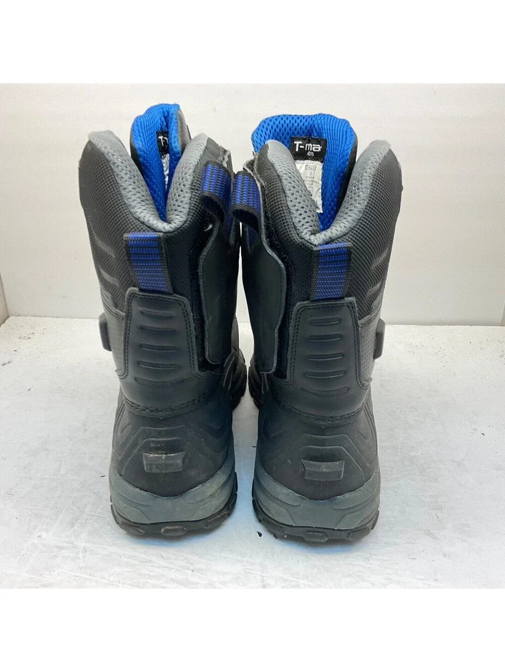 Dakota used boots